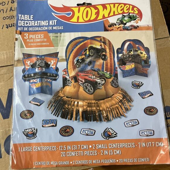 Hot Wheels WILD RACER Table‎ Decorating Kit Boys Birthday Party ~ Cars - Picture 1 of 1